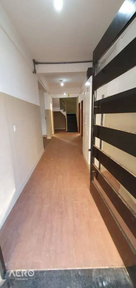 Casa, 8 quartos, 350 m² - Foto 2
