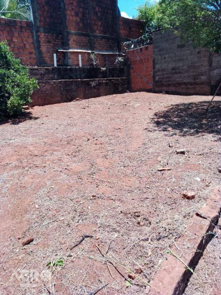 Terreno, 205 m² - Foto 1