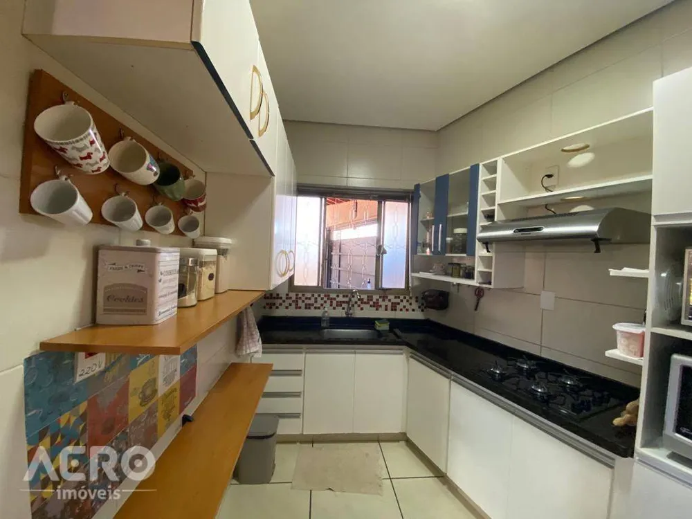 Casa, 2 quartos, 109 m² - Foto 2