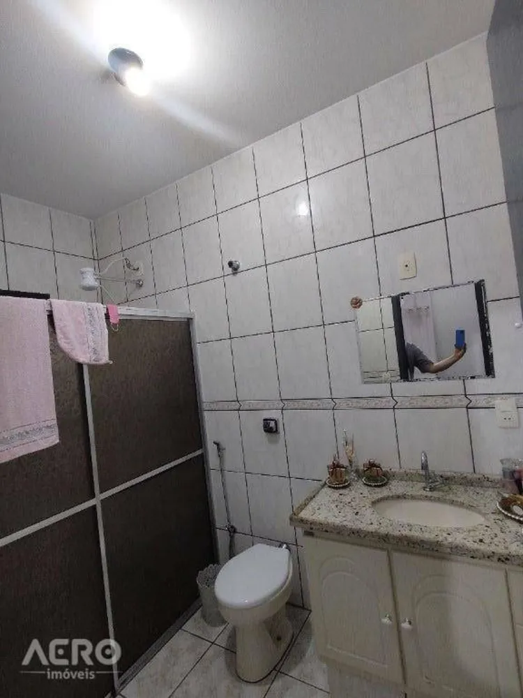 Casa, 3 quartos, 124 m² - Foto 1