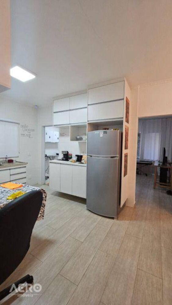 Casa, 3 quartos, 170 m² - Foto 1
