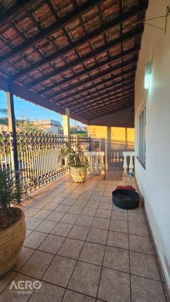 Casa, 3 quartos, 170 m² - Foto 4