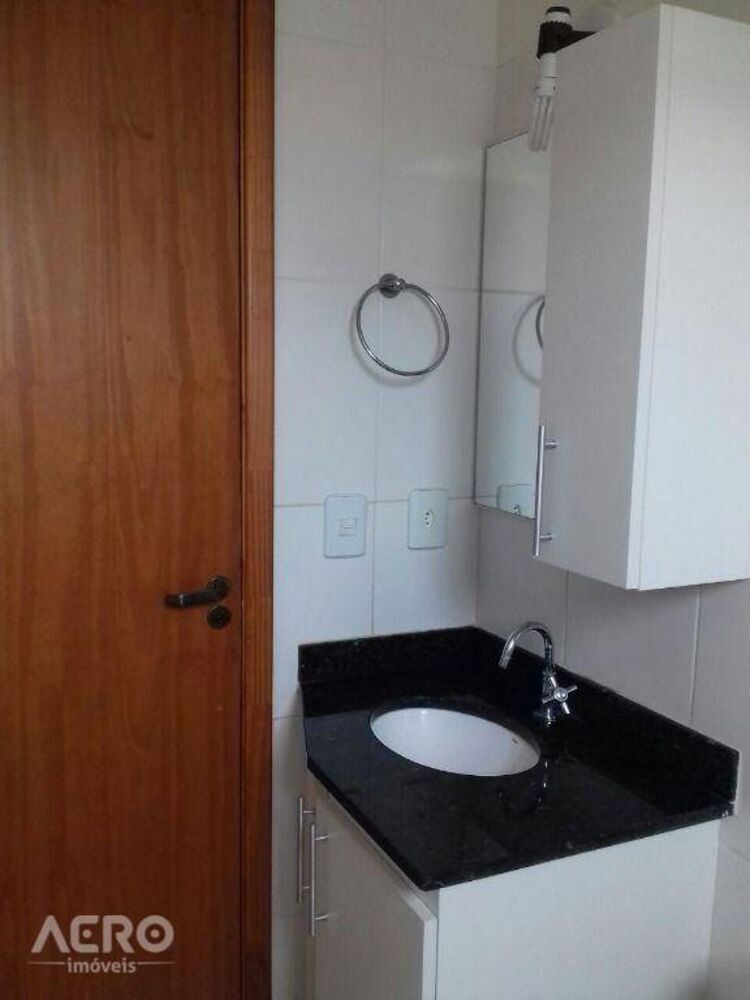 Apartamento à venda com 2 quartos, 60m² - Foto 12