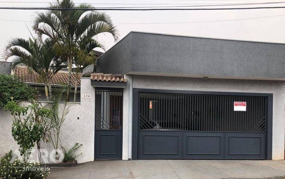 Casa à venda com 3 quartos, 204m² - Foto 2