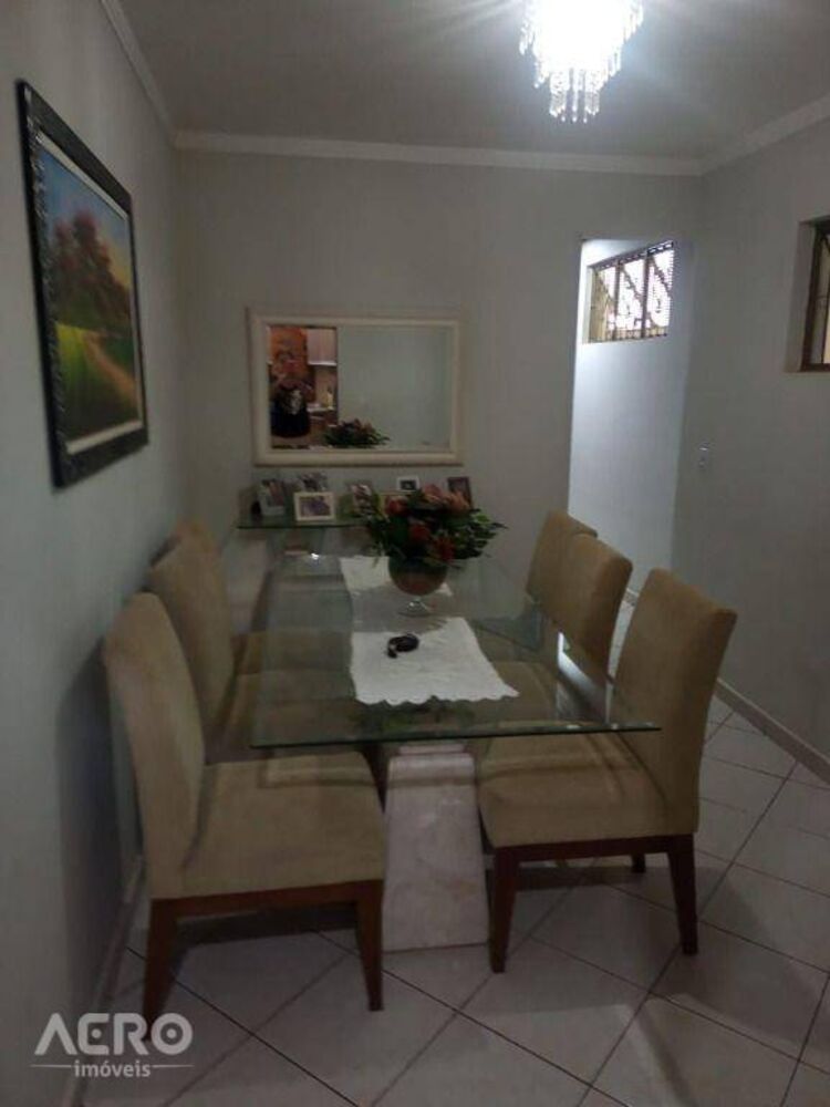 Casa, 3 quartos, 212 m² - Foto 11