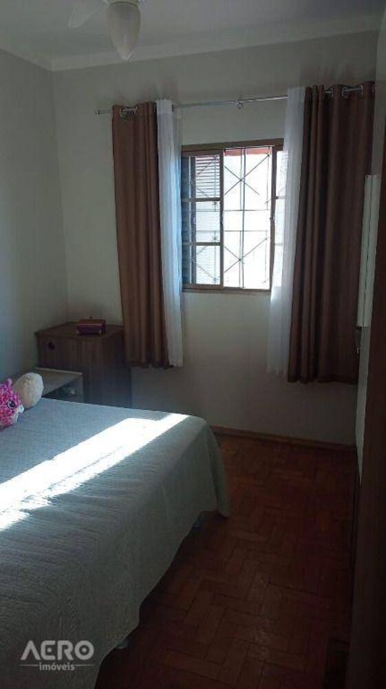 Casa, 3 quartos, 212 m² - Foto 24