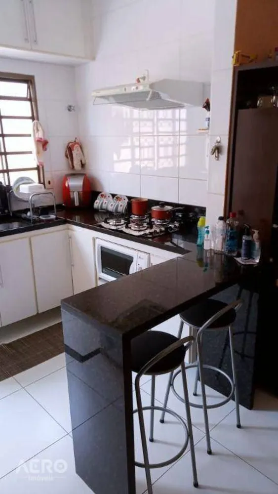 Casa, 3 quartos, 107 m² - Foto 3