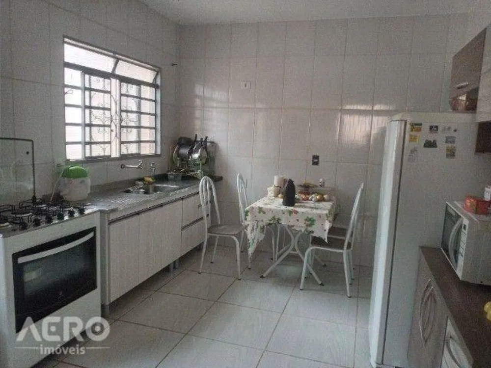 Casa, 2 quartos, 165 m² - Foto 3