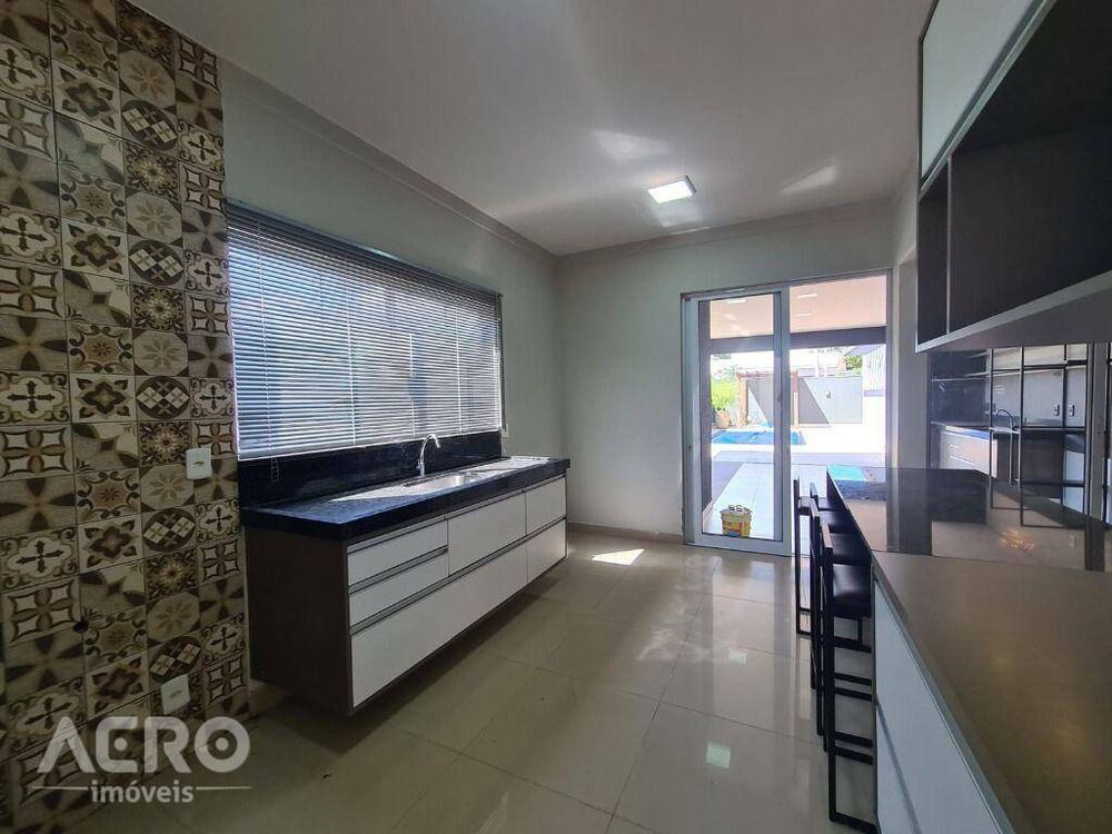 Casa de Condomínio à venda com 3 quartos, 210m² - Foto 12