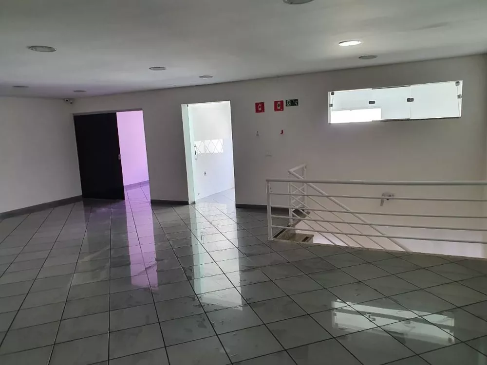 Prédio Inteiro para alugar, 300m² - Foto 4