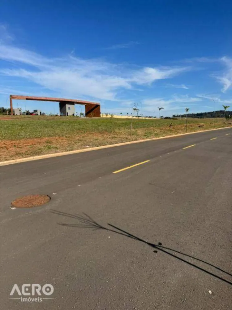 Loteamento e Condomínio, 315 m² - Foto 2