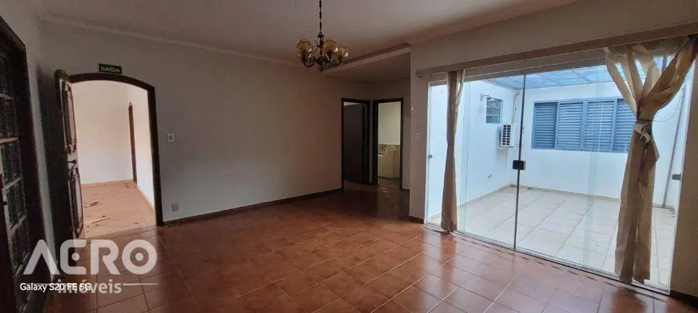 Casa, 3 quartos, 240 m² - Foto 4