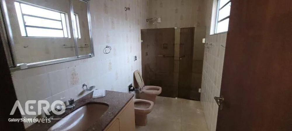 Casa, 3 quartos, 240 m² - Foto 10
