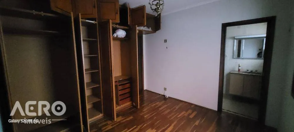 Casa, 3 quartos, 240 m² - Foto 5