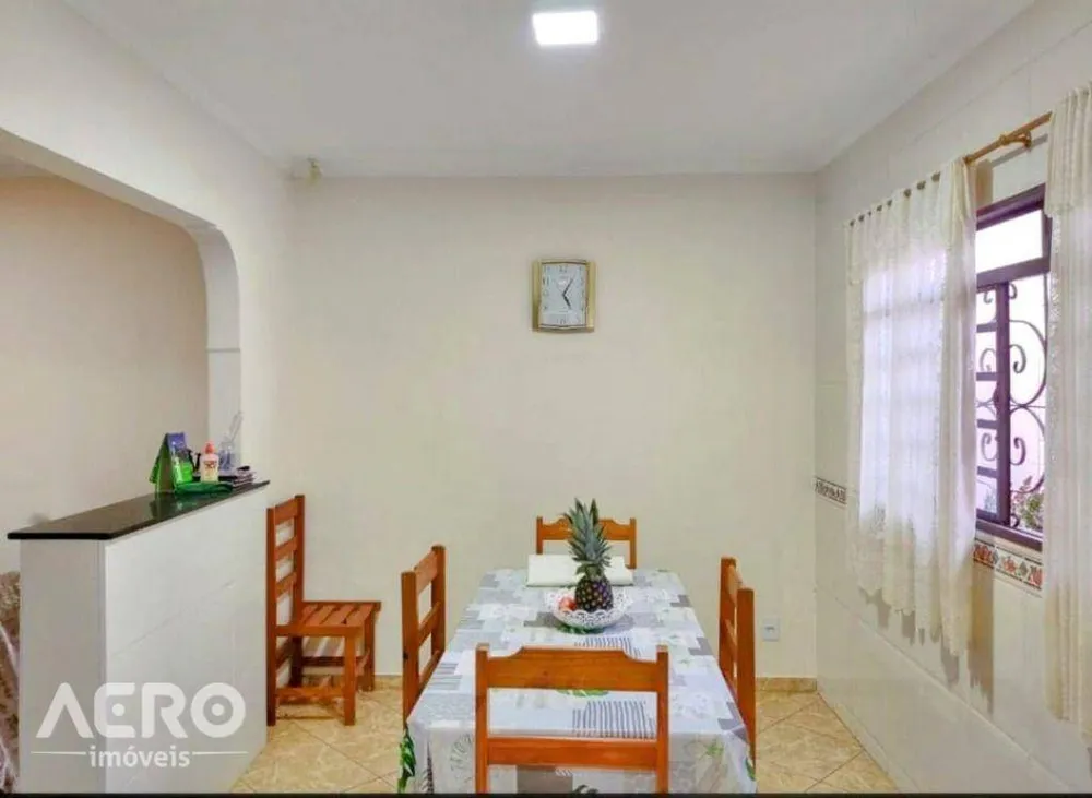 Casa, 3 quartos, 240 m² - Foto 7