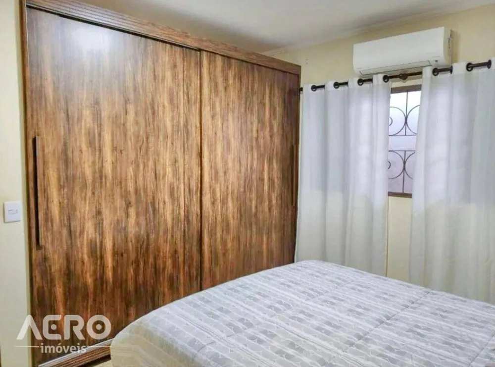 Casa, 3 quartos, 240 m² - Foto 4