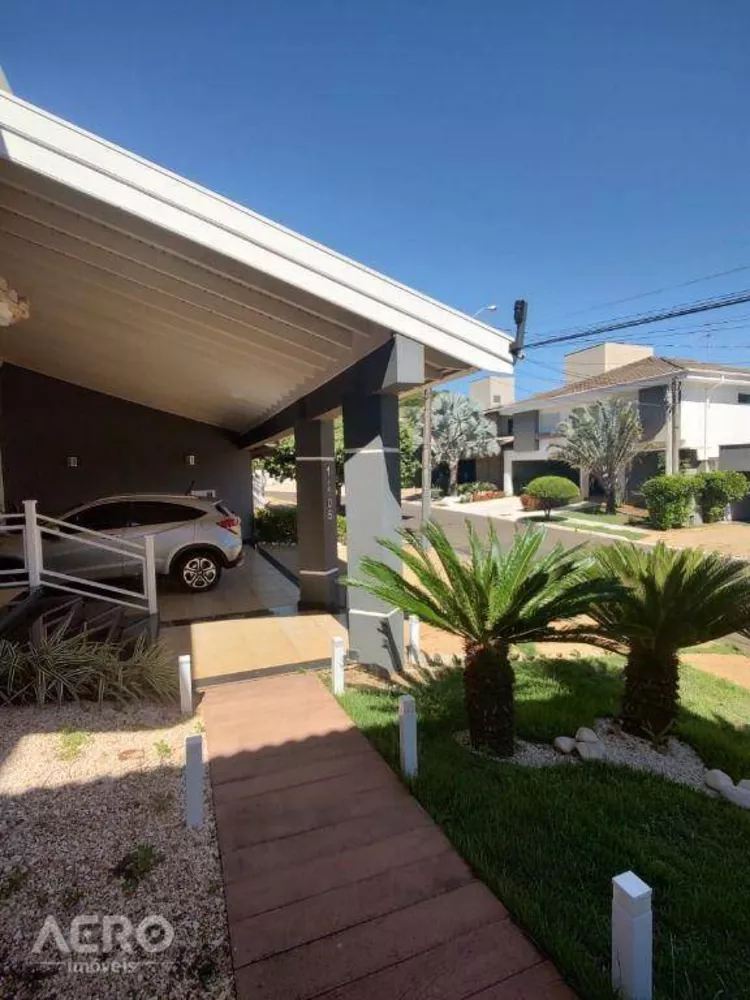 Casa de Condomínio à venda com 3 quartos, 340m² - Foto 4