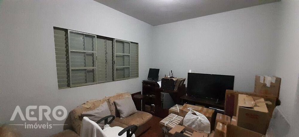 Casa à venda com 3 quartos, 111m² - Foto 11
