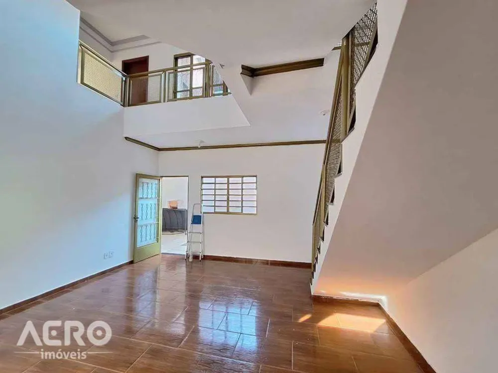 Casa, 4 quartos, 200 m² - Foto 10