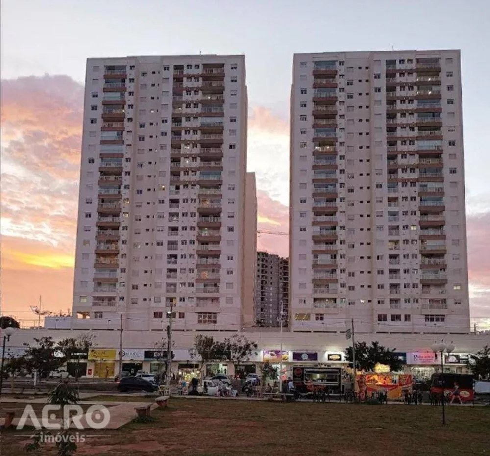 Apartamento à venda com 2 quartos, 64m² - Foto 2