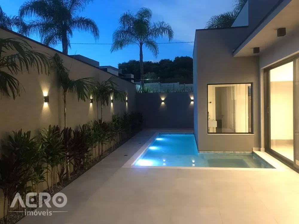 Casa de Condomínio à venda com 3 quartos, 250m² - Foto 4