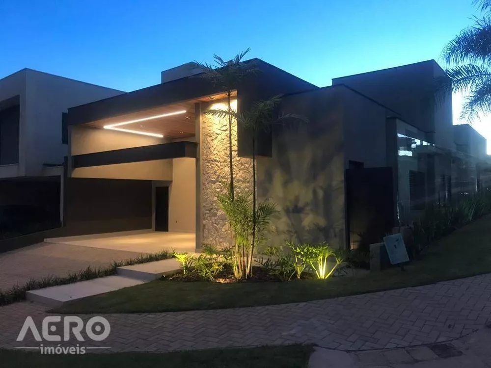 Casa de Condomínio à venda com 3 quartos, 250m² - Foto 3