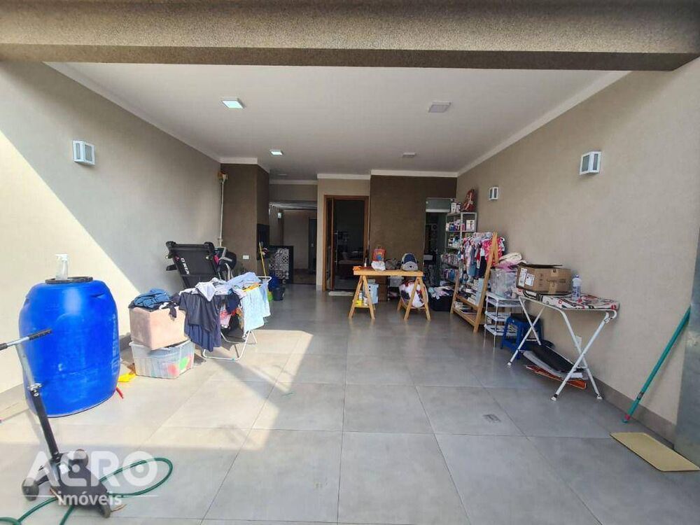 Casa para alugar com 3 quartos, 133m² - Foto 10