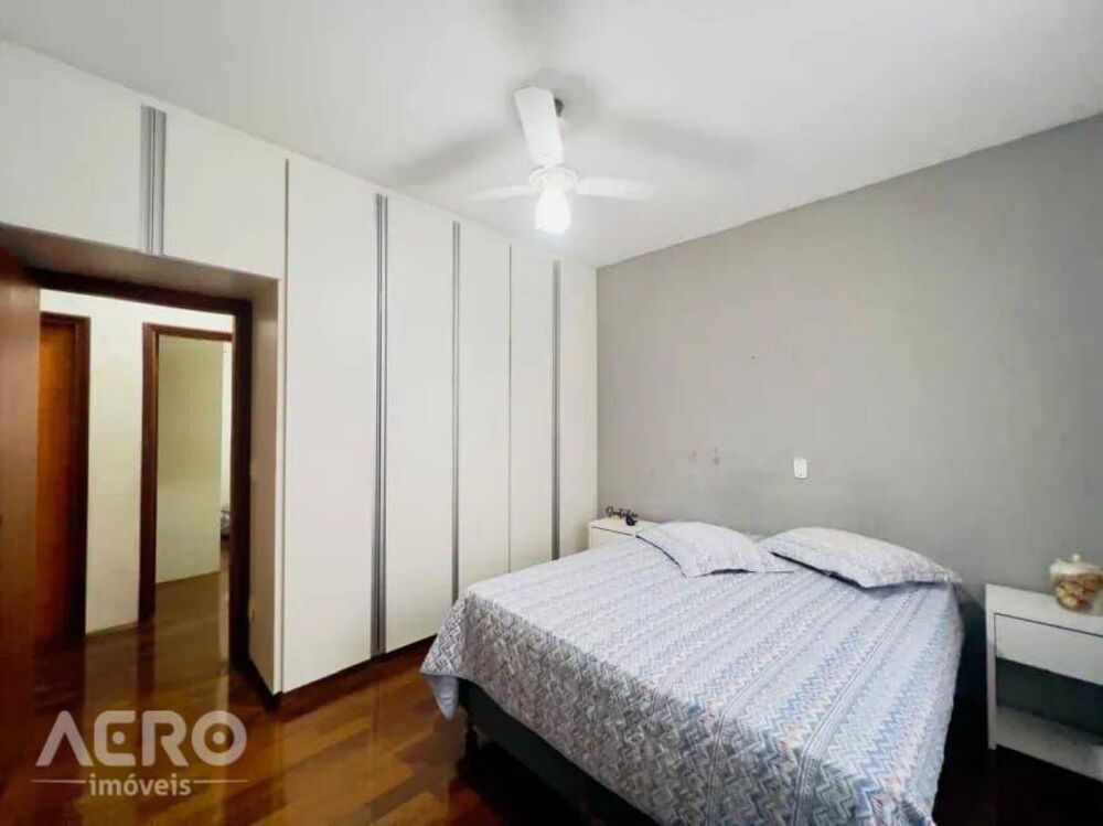 Casa, 3 quartos, 168 m² - Foto 9