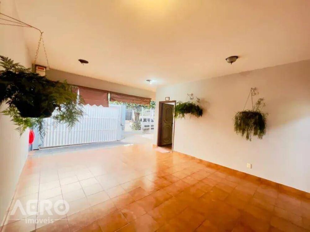 Casa, 3 quartos, 168 m² - Foto 4