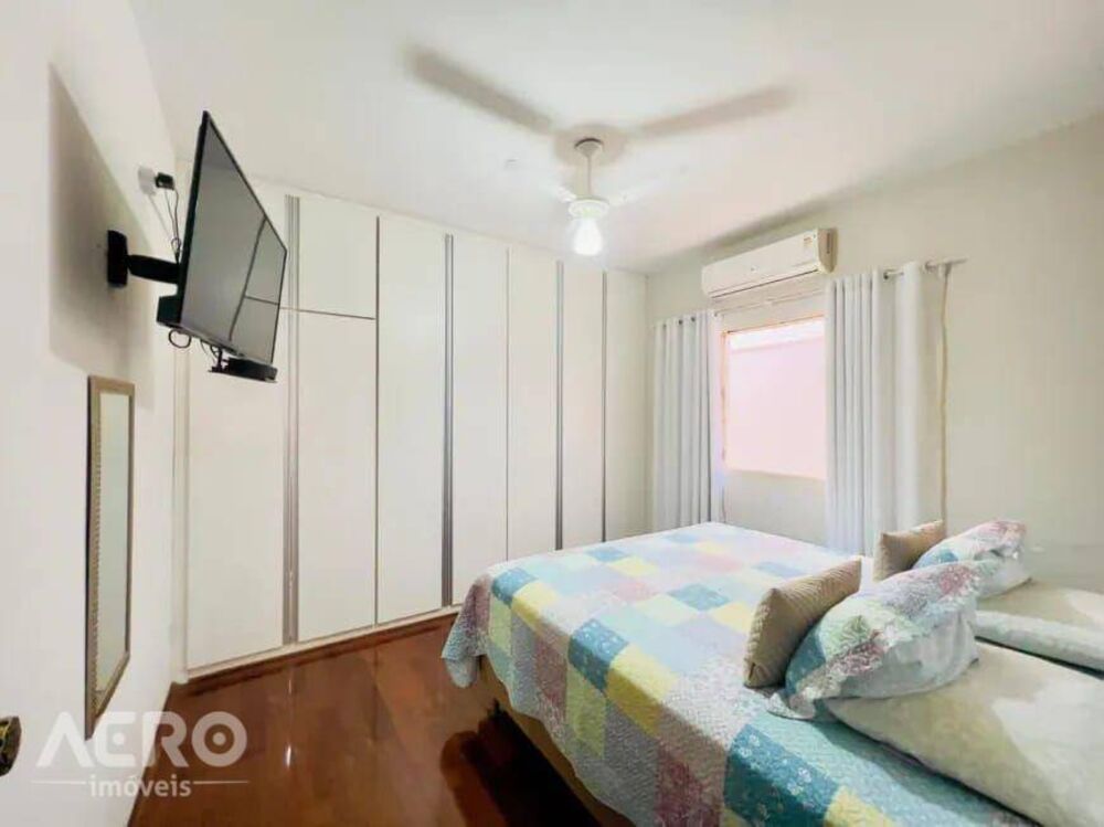 Casa, 3 quartos, 168 m² - Foto 11