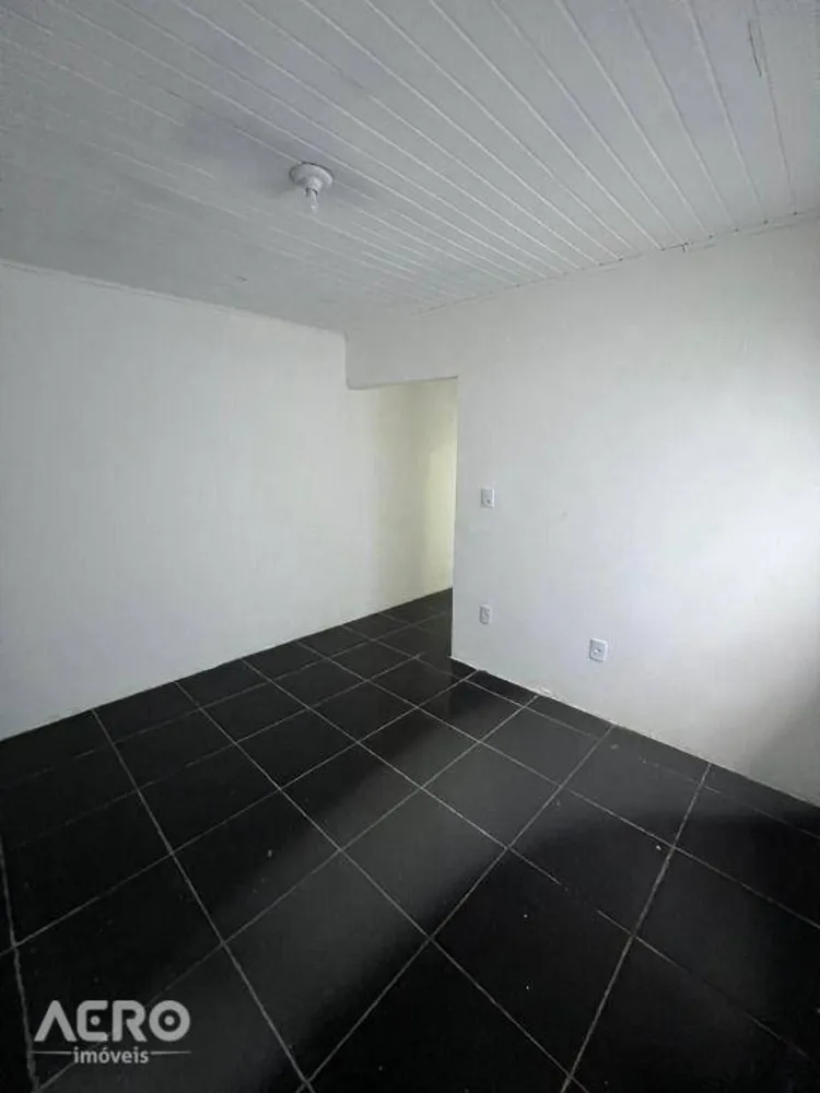 Casa, 1 quarto, 70 m² - Foto 2