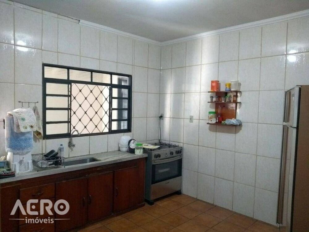 Casa, 2 quartos, 150 m² - Foto 12