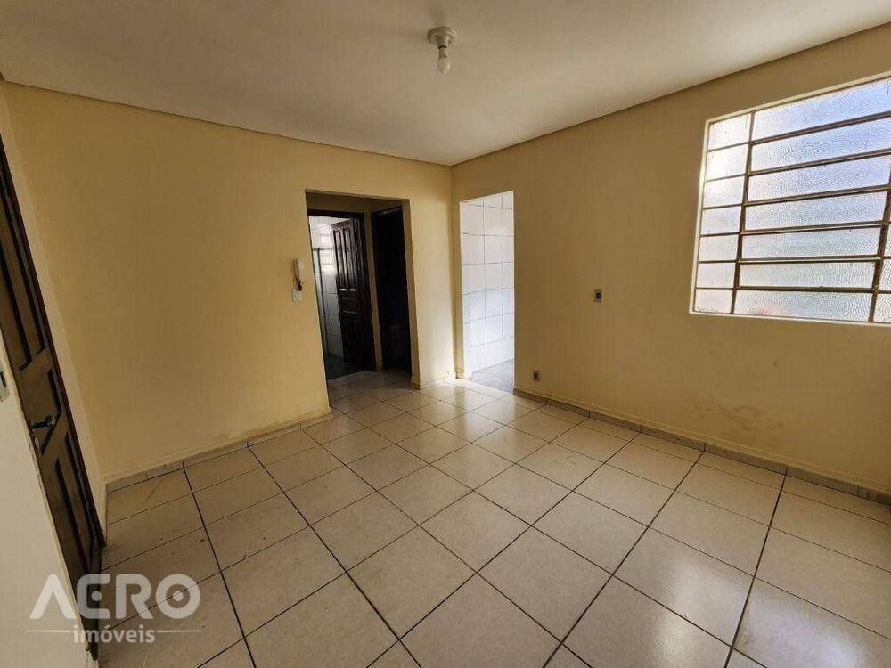 Casa, 3 quartos, 196 m² - Foto 13