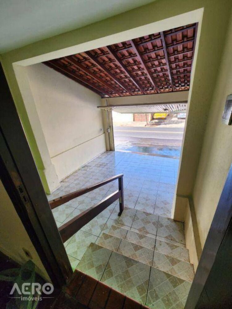 Casa, 3 quartos, 196 m² - Foto 4