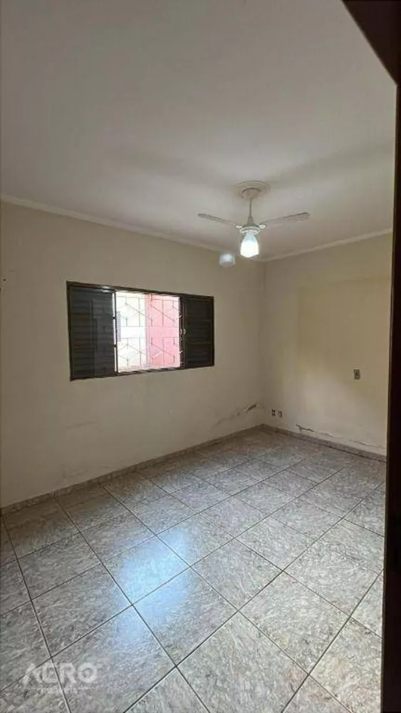 Casa, 3 quartos, 250 m² - Foto 6