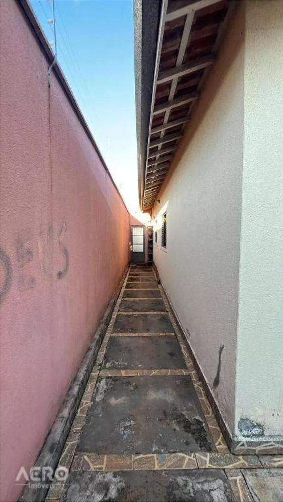 Casa, 3 quartos, 250 m² - Foto 12