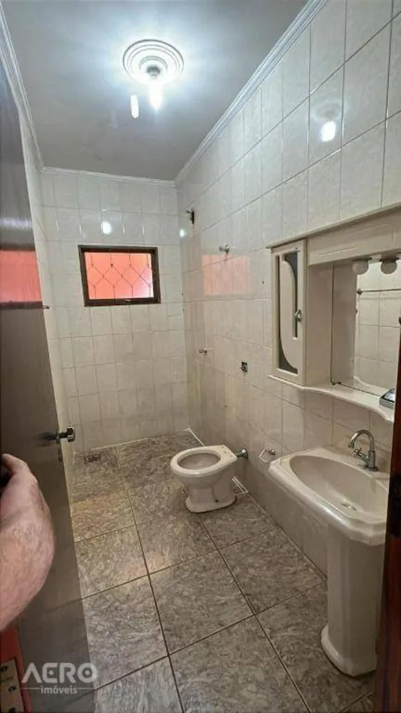 Casa, 3 quartos, 250 m² - Foto 13