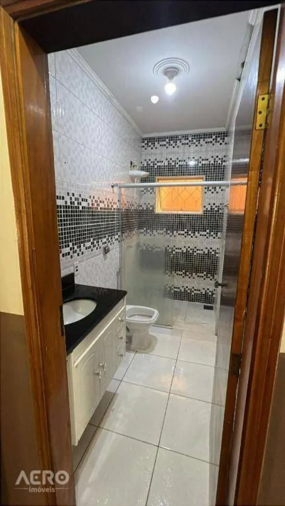 Casa, 3 quartos, 250 m² - Foto 10
