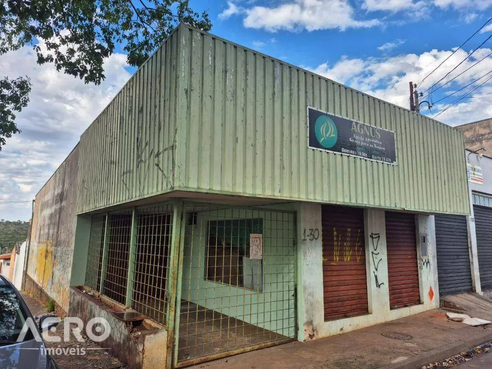 Loja-Salão, 127 m² - Foto 1
