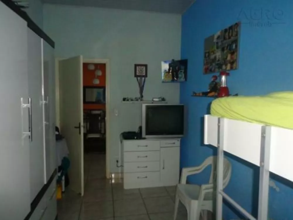 Sobrado à venda com 3 quartos, 200m² - Foto 3