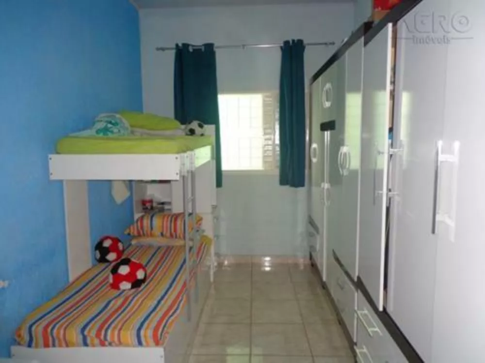 Sobrado à venda com 3 quartos, 200m² - Foto 2