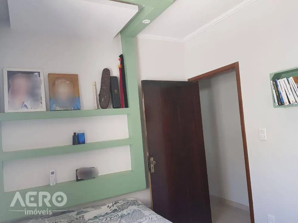 Casa, 3 quartos, 132 m² - Foto 2