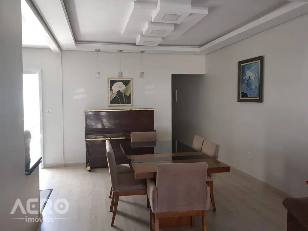 Casa, 3 quartos, 132 m² - Foto 4