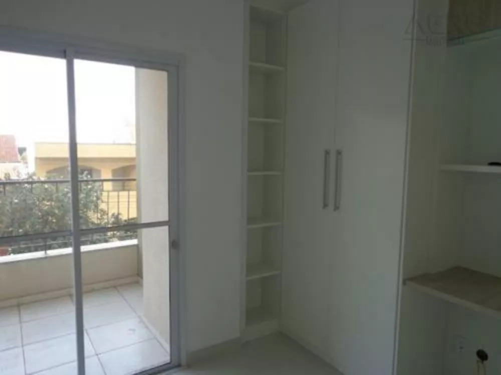 Apartamento à venda com 3 quartos, 86m² - Foto 1