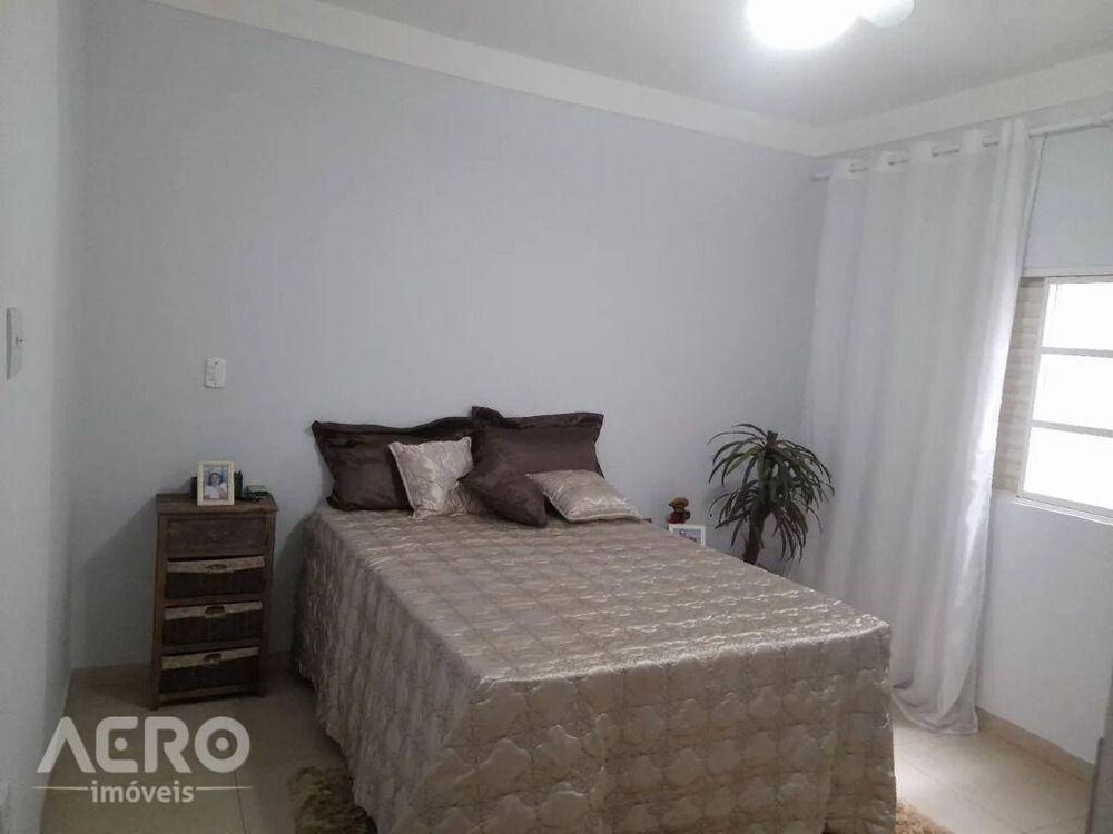 Casa, 3 quartos, 230 m² - Foto 17