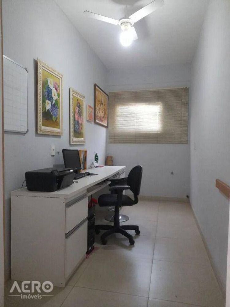 Casa, 3 quartos, 230 m² - Foto 5
