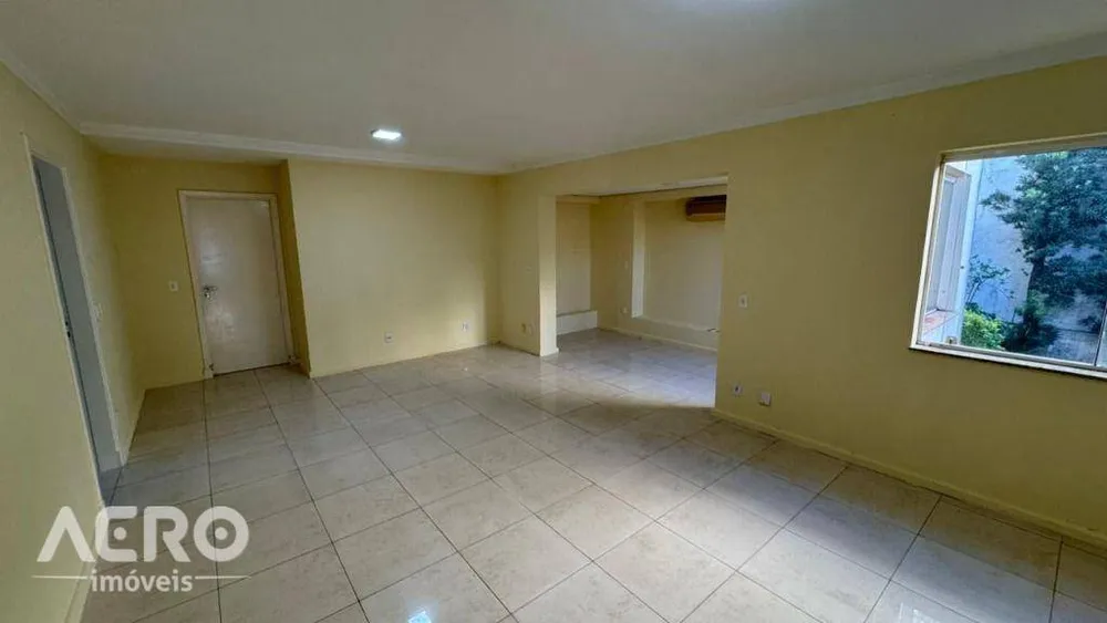 Casa, 4 quartos, 236 m² - Foto 8