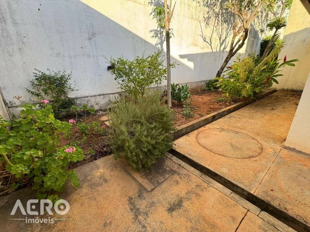 Casa, 4 quartos, 236 m² - Foto 5