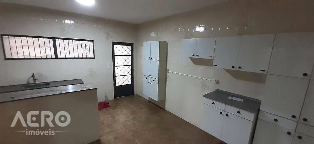 Casa, 3 quartos, 156 m² - Foto 4