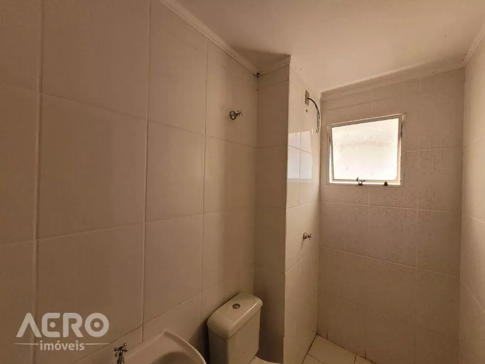 Apartamento à venda com 2 quartos, 47m² - Foto 4